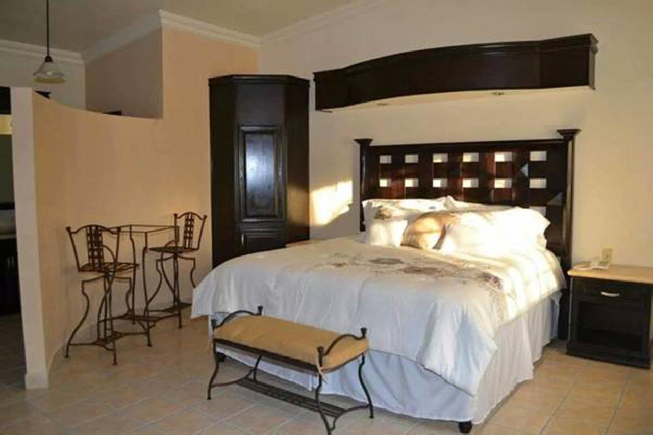 Maria Bonita Suites Agua Prieta Habitación foto