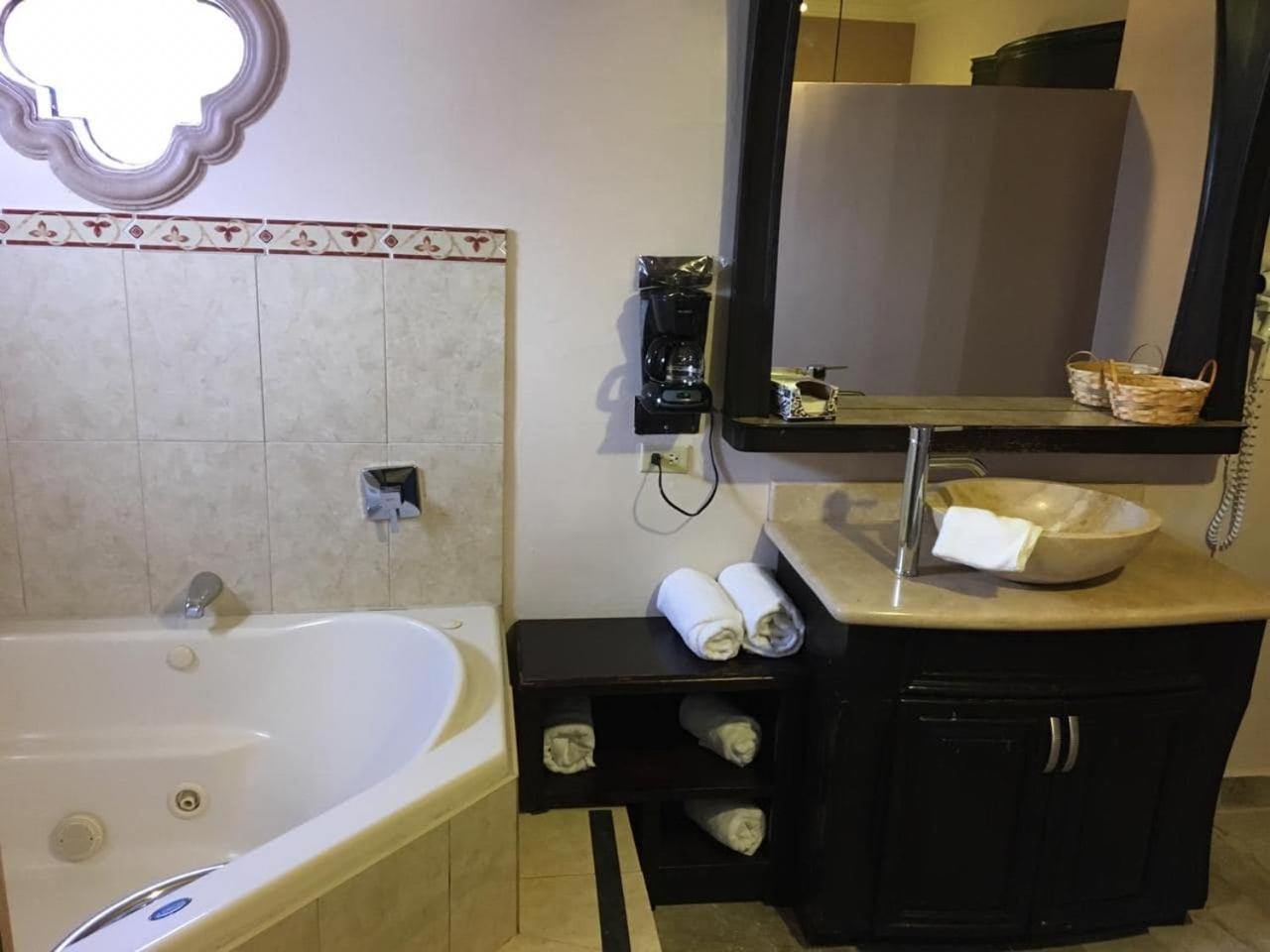 Maria Bonita Suites Agua Prieta Exterior foto